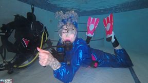 Scuba Latex Strip – Neoprene Underwater Reveal - MP4