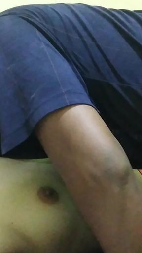 Masseuse gets beautiful and sexy female customers