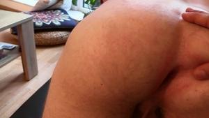 Playful homosexual chap happily takes this pecker in the bum