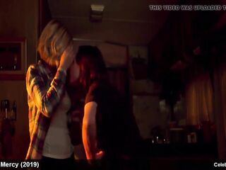Kate Mara & Ellen Page exposed and sexy lesbo sex actions