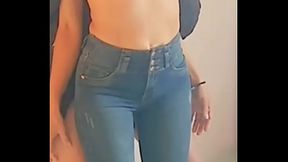 Invita est&aacute_ milf a mi casa a ense&ntilde_arle c&oacute_mo es que se folla