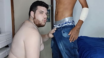 Pr&eacute_via - Hetero Motoboy Novinho Gosta de Comer Rabo Gordo (COMPLETO NO SHEER E RED) Veio de longe todo machucado porque viu meus videos e mandou mensagem doido pra comer tamb&eacute_m,