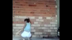 Novinha dan&ccedil_ando funk sensuall