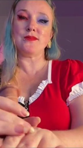 Harley Quinn Does Handjob