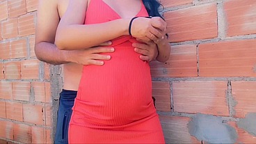 Novinha grávida fodendo na nas vielas da baixada