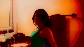 Big butt teasing? More like hardcore pleasing!