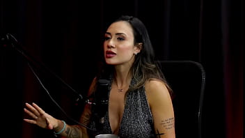 Sempre foi exibida, &eacute_ sensual na internet, aproveitou todas as oportunidades, e o Teste de Fidelidade... - Taluane Boom (WATCH ON: SHEER/RED)