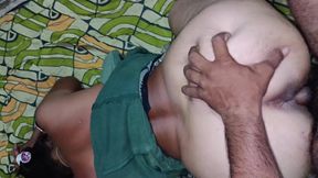 Brother-in-law taught sister-in-law to fuck the girl, broke the girl's seal, brother-in-law fucked her.