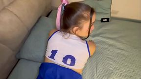 MI Hermanastra se disfrazo para m&iacute_ y me la follo