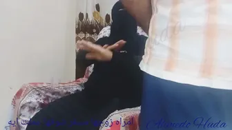 امراه زوجها مسافر تخونه مع بائع الانابيب سكس عربي مصري بصوت عربي وضح