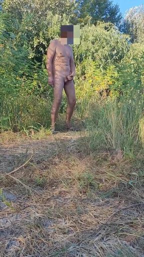 Dude Pissing, Jerking and Cumming at Nude Beach