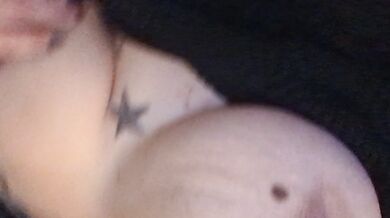 Horny housewife needs to play quick! can't stop playing and cumming