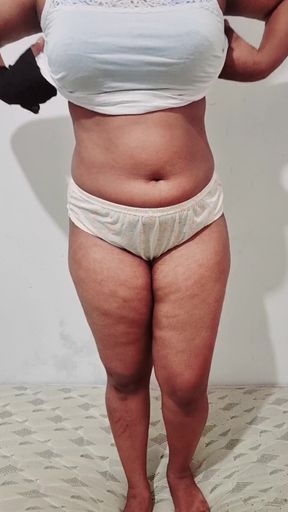 Sri Lankan Girl Undressing and Dress Changing