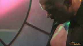 Husband Enjoys the View as His Curvy Wife Takes Charge with a New Partner