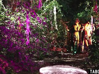 Futanari hybrid elves bang lost backpacker Ameena Green jointly