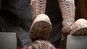 Floor-face crushed under punk 18 yo girl in dirty high boots (part 2 of 5), flo083x 1080p