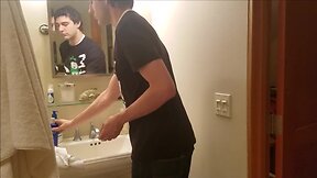 Kali does her makeup for you