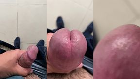 masturbando no apartamento vazio !!