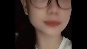 Tết năm mới đụ em g&aacute_i Nguyễn Vy sướng cặc