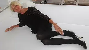 Sexy German Grandma Masturbating - MatureNL