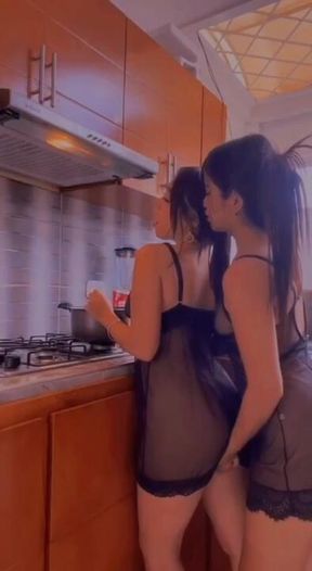 cooking for my girl, but she wants to fuck me😈🍒