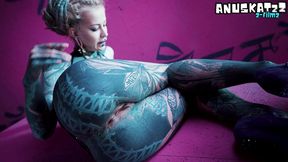 solo anal fisting - toys and plugs for tattoo girl - asshole streching