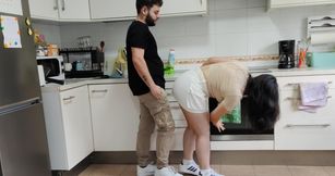 🔥 FRIENDS WITH TOO MUCH CHEMISTRY... The kitchen burns between us