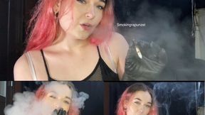 Leather gloves & closeup smoking, Horizontal view - Smokingrapunzel