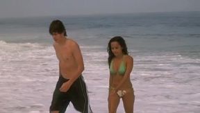 Zoe Kravitz and her beach movie scene is must see for sure