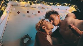 Sweet couple of guys had hot sex on the eve of Christmas
