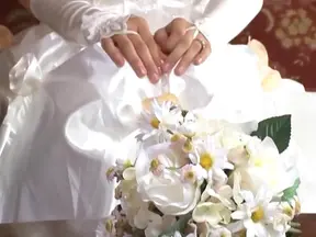 Japanese hottie in a wedding dress Arisa Niina deepthroats a cameraman