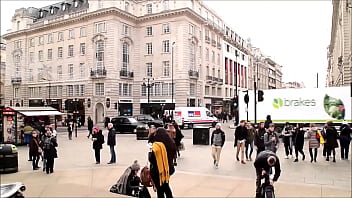 London - The Beat Messengers | HipHop Instrumental | Freestyle Beat | Base BoomBap