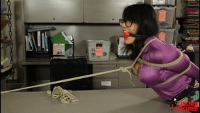 Gigi Lynn - Bitchy Boss Bound Bound By Assistant (WMV Format)