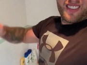 Straight hunk Andy Lee pissing into wine glass