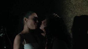 Lusty babes Gia Ren and Apolonia LaPiedra fuck with a dildo