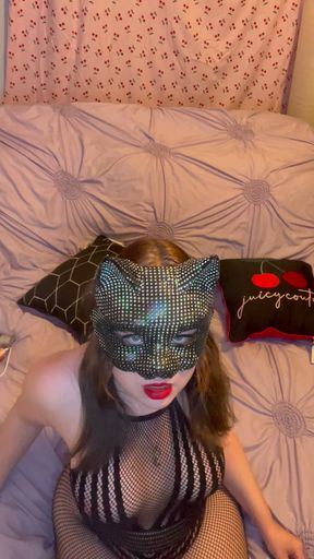 Sinderella84  presents October solo play
