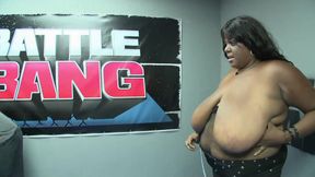 Huge boobs bomb ebony likes to be the fuck-prize for the boxing winner