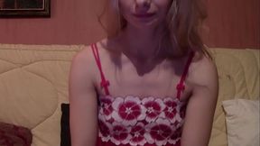 Suzy Blonde Amateur MILF Flashes Tits &amp_ Shakes Ass on Webcam