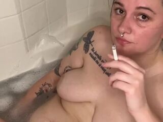 Bathtub smoke sesh- full vid going on OF