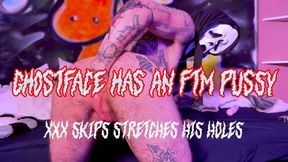 GHOSTFACE HAS AN FTM PUSSY! TRANS MAN XXX SKIPS WEARS A SCREAM MASK WHILE HE PLAYS WITH HIS BIG CLIT, CLIT CLAMPS, FLOGS HIMSELF, STRETCHES HIS ASS ON A GIANT DILDO, AND FISTS HIMSELF.