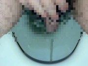 【放尿】おしっこ自撮り。飲んでくれる人いますか？