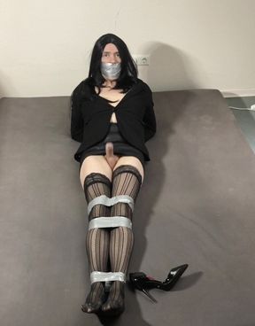 Transvestit Rachel tied and gagged jerking off PART 1