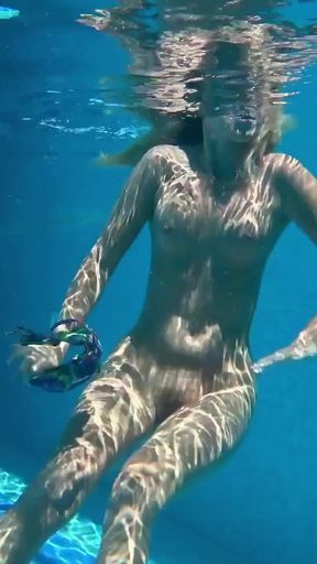 Very fit babe Mary Kalisy swims freely nude   Clip 1