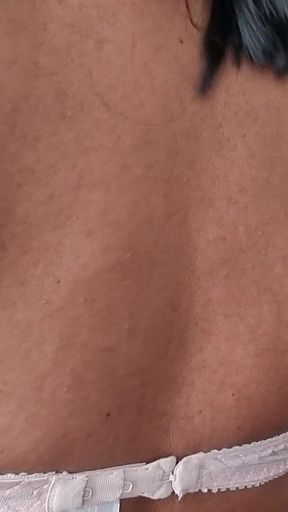 Super Sexy Pink Satin and Lace Bra, Size 34 a