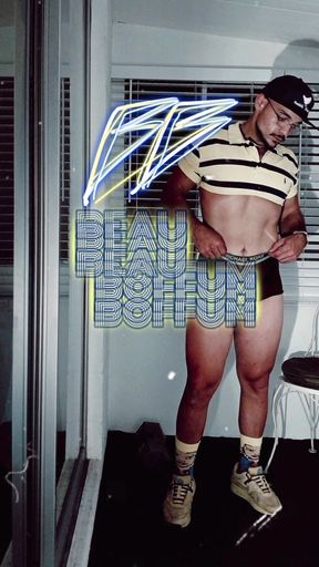 AMATEUR HOTTIE HUNK BEAU BOFFUM FUCKS AND CUMS INTO POCKET PUSSY WHILE CROSSING THE SKYWAY BRIDGE IN ST. PETERSBURG, FL