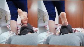 MY FRIEND IVANA FOOT GAGGING MY SLAVE WITH HER FOOT SIZE 40 LONG TOES