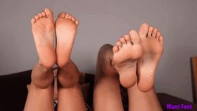 Big and Small Feet - 4K MP4