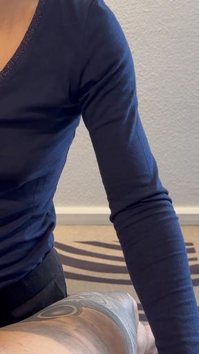 Stunning moment from &quot;I&#039;m taking a guy back to the hotel to suck him off, Dazzlingfacegirl&quot;