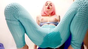 GF Wets Yoga Pants Motivation