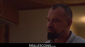 MaleIcons.com - Young cutie's perfect top position for macho daddy's big cock and int